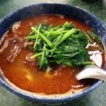 老王紅焼牛肉麺。愛想ないけど美味しい台北のお店。