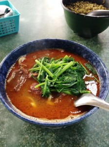 老王紅焼牛肉麺